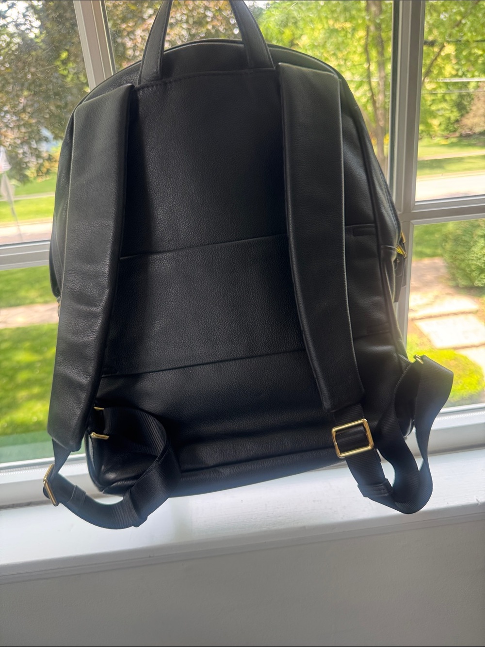 Tumi Black Leather Backpack with Gold-Tone Accents - Picture 2 of 6